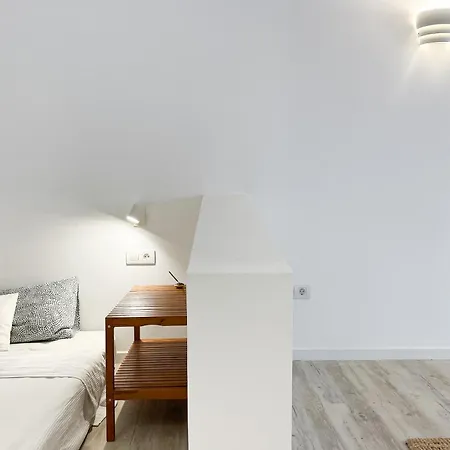 Refurbished Magic Loft Free Surf Beachfront דירה אל מדאנו