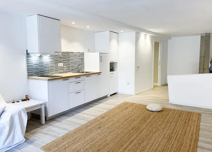 Refurbished Magic Loft Free Surf Beachfront Apartment