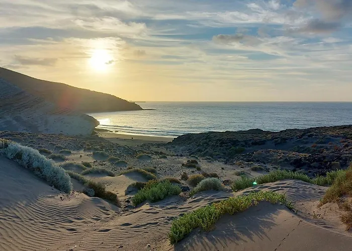 Refurbished Magic Loft Free Surf Beachfront *