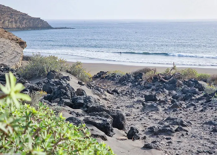 Refurbished Magic Loft Free Surf Beachfront Apartment El Medano (Tenerife)